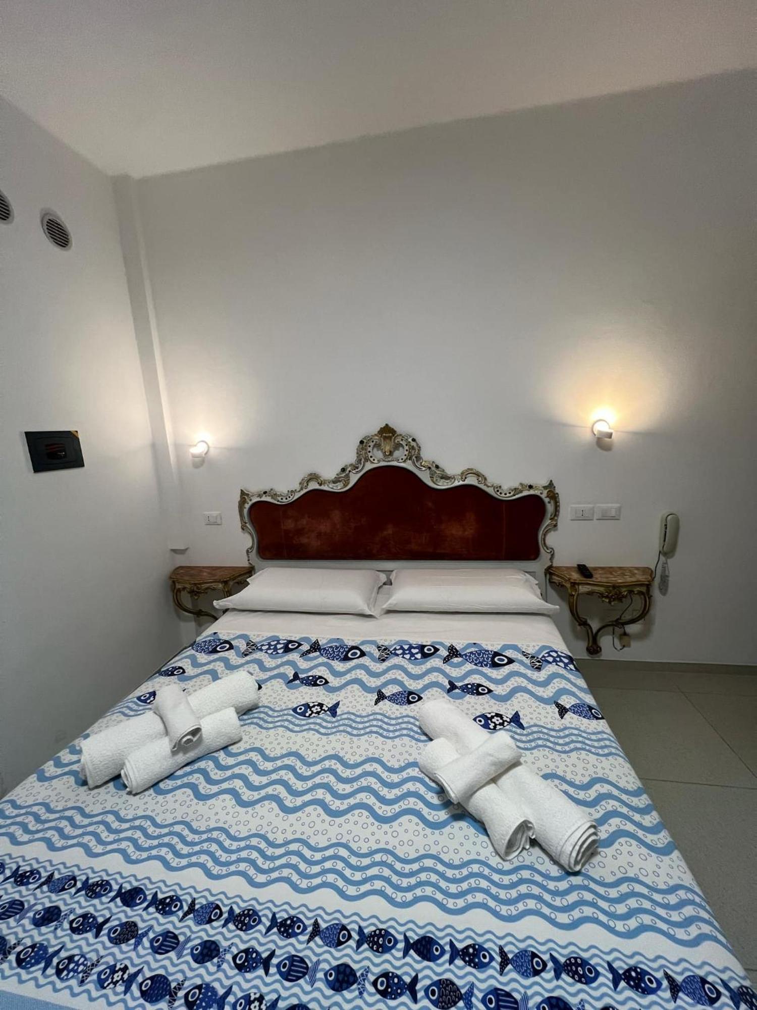 Bike Hotel Oasi Finale Ligure Extérieur photo